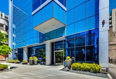 110 W Superior Street Chicago IL 60610