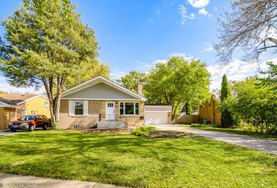 469 Northgate Court Riverside IL 60546