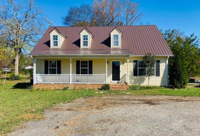 105 Indian Creek Saluda SC 29138