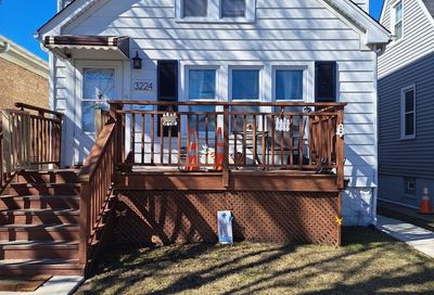 3224 N Orange Avenue Chicago IL 60634