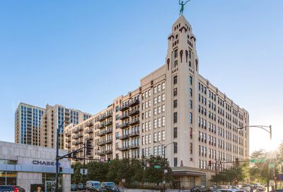 758 N Larrabee Street Chicago IL 60654
