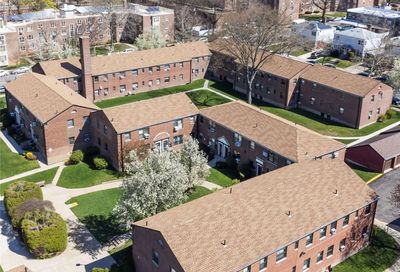 196-46 67th Avenue Fresh Meadows NY 11365