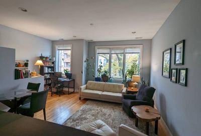 2426 W Erie Street Chicago IL 60612