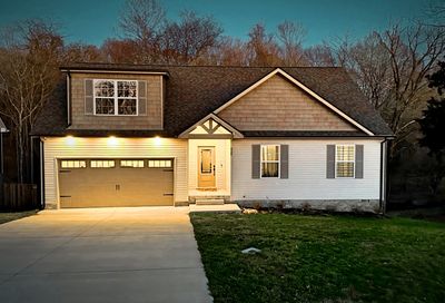 408 Hawkins Rd Clarksville TN 37040