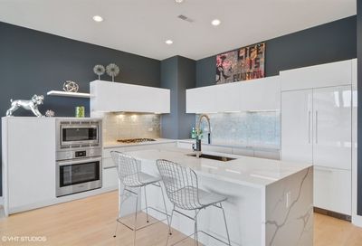 1444 N Western Avenue Chicago IL 60622