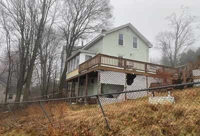 12 Oak St Clinton MA 01510