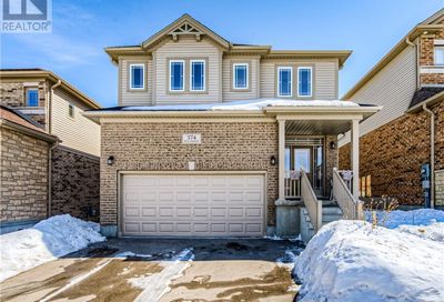 374 BEECHDROPS Drive Waterloo ON N2V0E8