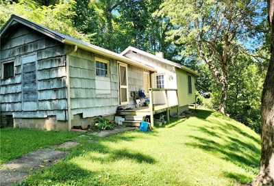96;96 Stedman, Sulphur Springs Road Cullowhee NC 28723