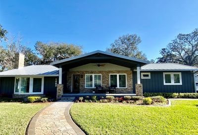 1403 Live Oak Street New Smyrna Beach FL 32168