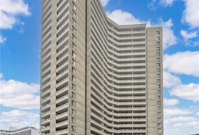 1081 AMBLESIDE DRIVE UNIT#1802 Ottawa ON K2B8C8