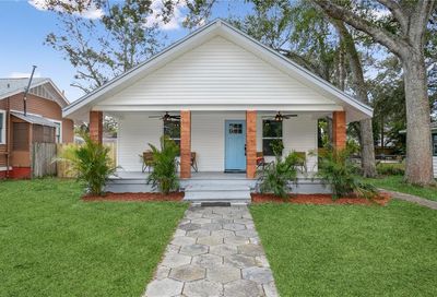 1050 17th Avenue N St Petersburg FL 33704