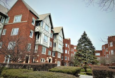 2476 W Estes Avenue Chicago IL 60645