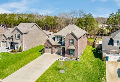 585 Oakvale Ln Mount Juliet TN 37122