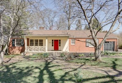 1092 Rolling Fields Cir Columbia TN 38401