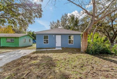 715 Avenue S NE Winter Haven FL 33881