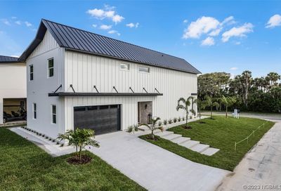 2301 Saxon Drive New Smyrna Beach FL 32169