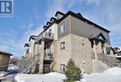 735 DEARBORN PRIVATE UNIT#L Ottawa ON K1T0W3