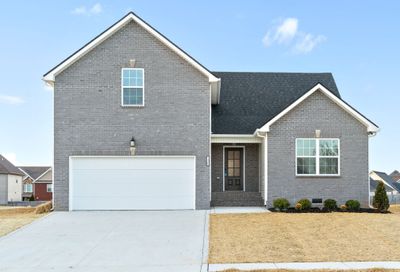 318 Autumnwood Clarksville TN 37042