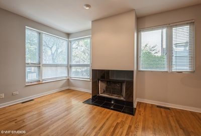 4635 S Ellis Avenue Chicago IL 60653