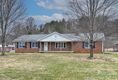 10 Spruce Street Barnardsville NC 28709