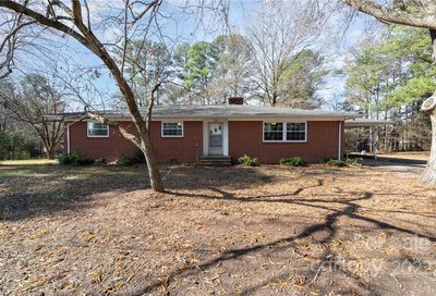 1267 Winecoff School Road Concord NC 28027