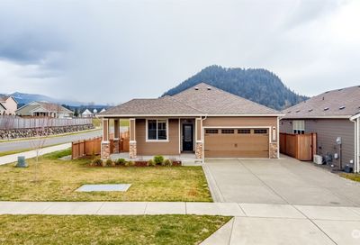 682 Sigrist Street Enumclaw WA 98022