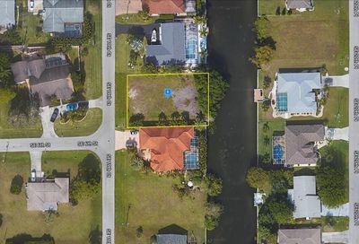 533 SE 19th Court Cape Coral FL 33990