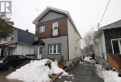 19 PINHEY STREET Ottawa ON K1Y1T3