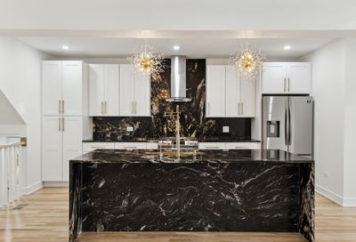 2111 W Birchwood Avenue Chicago IL 60645