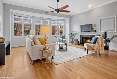 3054 N Paulina Street Chicago IL 60657