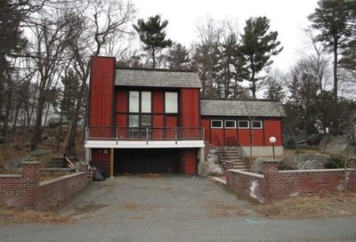 170 Moulton Drive Lynnfield MA 01940