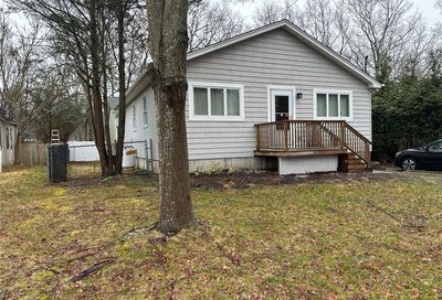 77 Panamoka Trail Ridge NY 11961