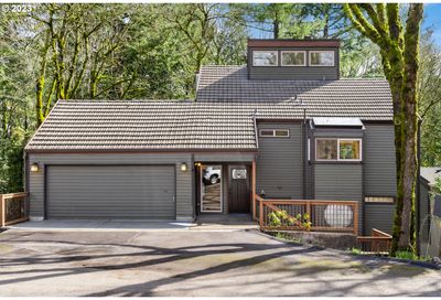 3138 SW Cascade Dr Portland OR 97205