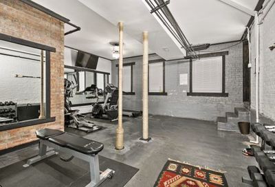 6112 N Winthrop Avenue Chicago IL 60660