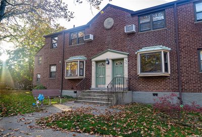 58-42 246th Crescent Little Neck NY 11362