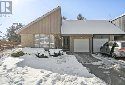 74 BOW RIVER CRES Mississauga ON L5N1J2