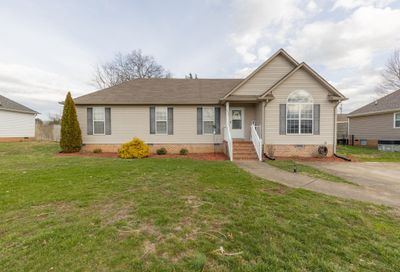 1939 Farmington Ct Columbia TN 38401