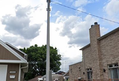 2835 S Eleanor Street Chicago IL 60608