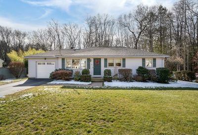 82 Loudville Rd Easthampton MA 01027