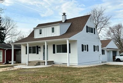 902 S Cook Street Barrington IL 60010