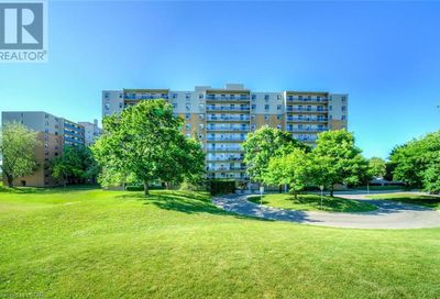 931 WONDERLAND Road S Unit# 905 London ON N6K2X6