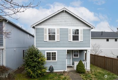 2708 9th Street SE Puyallup WA 98374