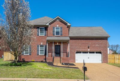 1036 Oakhall Dr Mount Juliet TN 37122