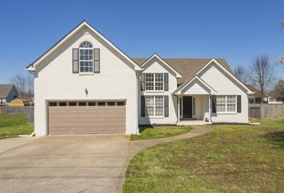 681 Tylertown Rd Clarksville TN 37040