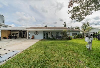 105 18th Street NW Ruskin FL 33570