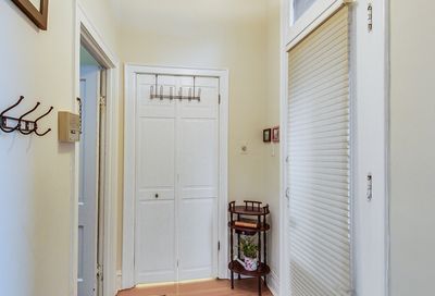 817 W George Street Chicago IL 60657