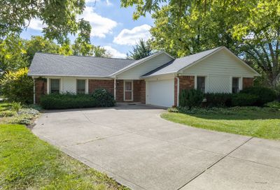 51 Apple Tree Circle Fishers IN 46038