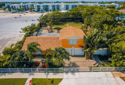 1123 18th Avenue N Lake Worth FL 33460