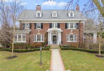 843 W 57th Terrace Kansas City MO 64113