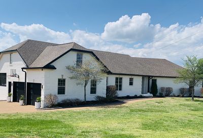 549 Bay Point Dr Gallatin TN 37066